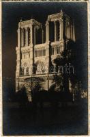 1933 Paris, Notre-Dame erleuchtet / Notre-Dame Cathedral illuminated at night. photo (non PC)