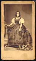 cca 1863 Rakovszky Endréné Sebő Mária (1824-1892), keményhátú fotó Borsos és Doctor pesti műtermből, 10,5×6,5 cm
