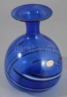 Német pilleüveg váza, jelzett, anyagában színezett, hibátlan, m: 16 cm