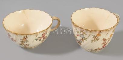 Sarreguemines 2 darab csésze, erős mázrepedéssel, jelzés nélkül,. m: 5-6 cm