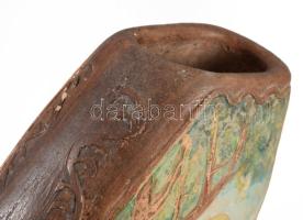 Antik vadászmintás címeres kerámia szarvashívogató, kopással, 12x15 cm