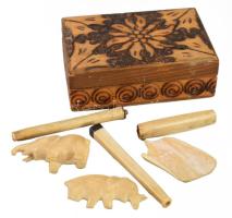 Kis doboznyi vegyes csont tárgy, 7,5x12 cm