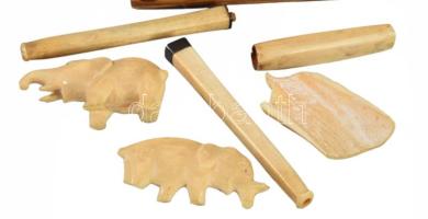 Kis doboznyi vegyes csont tárgy, 7,5x12 cm