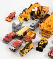 Doboznyi fém játék és matchbox tétel, jó darabokkal