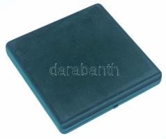 DN "Zugló" egyoldalas öntött bronz emlékplakett eredeti dísztokban (78x110mm) T:XF