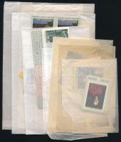 Szovjetunió 1945 utáni időszakból 16 db blokk és 10 sor jellemzően Festmények motívum (+ néhány darab) pergamen zacskókban