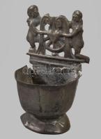 cca 1800 Ón szenteltvíztartó, sérüléssel, m: 9,5 cm