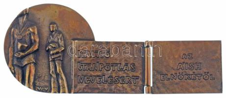 1990 k. "Kiváló utánpótlás neveléséért - Az ÁISH elnökétől" kinyitható öntött bronz plaket...