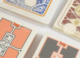 4 pakli kártya: normál és nagyalakú magyar kártya, HVG francia kártya, részben bontatlan