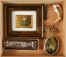 2 db fa ládika, egyikben kis szuvenírek 16, 17 cm