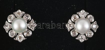 Fülbevaló fehérarany 14K, gyönggyel és gyémánttal ékítve. (0,265ct, 16 db, Briliáns csiszolással) Je...