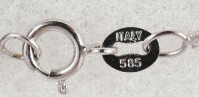 Fehérarany collier, Gyöngy hattyúval és gyémánt ékítéssel. (12db, 0,18ct, G. VS) 14K fehérarany, net...