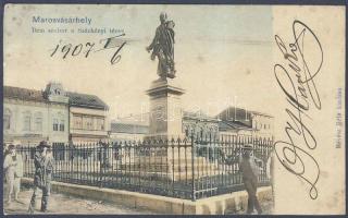 Marosvásárhely Széchenyi square Bem statue with distillery shop (fl)
