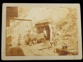 cca 1910 Lupény, Erdély, vasúti híd, vasútállomás, fatelep, templom, bányabejárat, stb., Adler Mór, ...