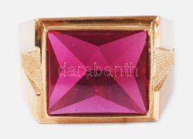 Arany (Au) gyűrű, kővel, jelzett, 14K, m:64, bruttó 13,1g