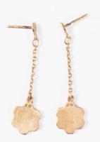 Arany (Au) fülbevaló pár, szorítók nélkül, kővel, jelzett, bruttó 2,76g