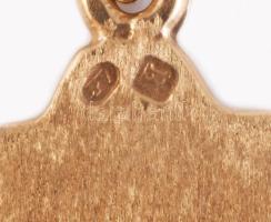 Arany (Au) fülbevaló pár, szorítók nélkül, kővel, jelzett, bruttó 2,76g