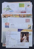 2001 Teljes évfolyam kiadásai FDC-ken, dobozban