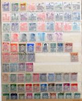 Európa + Románia 1.900 klf 10-es berakólapokon, 2 mappában, jobbakkal