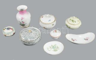 8 darab zömmel magyar porcelán dísztárgy.