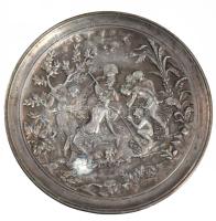 2 darab antik zinezett bronz dísztál, d: 25,5 cm