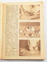 Dr. Ötker [Oetker] 100 sütemény receptje. (Bp.), [1947]. Dr. Ötker A. Kft., (Révai-ny.), 48 p. Első ...