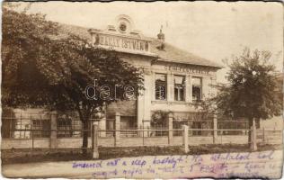 1918 Esztergom (?), Bakay István címfestészete (Mária Valéria út 1.). photo (fl)