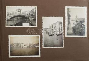 cca 1930 Olaszországi utazás fotóalbuma: Velence (Szent Márk-bazilika, Sóhajok hídja), Valdibrana, Róma (Colosseum, Trevi-kút), stb., összesen 75 db fotó, az albumlapokon fotósarkokkal rögzítve, zsinórfűzéses vászonkötésben, 19x27,5 cm