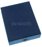 1977 k. "De elvtársaim! Ez az a munkásság, mely osztályharcban vasba öltözött..." ezüstözö...