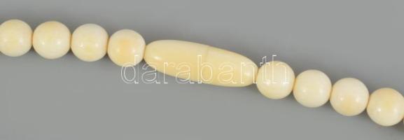 cca 1900 Antik csont nyaklánc, h: 31,5 cm