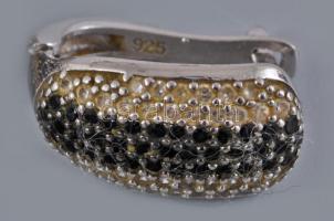 Ezüst (Ag) fülbevaló pár és medál, kövekkel kirakva, 925 ezrelékes, bruttó 4,3g