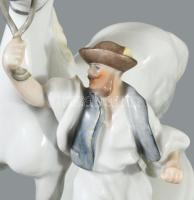 Herendi lovát fékező csikós legény, jelzett, kézzel festett, hibátlan, 20x19,5 cm /// Herend horse-t...