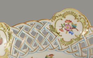 Herendi Viktória mintás áttört kínálótál. Jelzett, kézzel festett, hibátlan, d: 22 cm