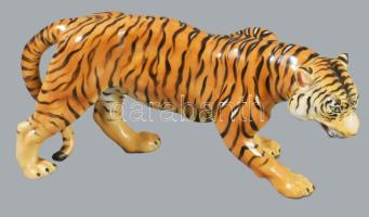 Herendi tigris. Jelzett, kézzel festett, hibátlan, 20x9 cm /// Herend tiger. Hallmarked, hand-painte...