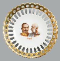 1914-1916 Ferenc Józsefet és Vilmos császárt ábrázoló propaganda tálka. Számozott, kis kopással, d: 11 cm