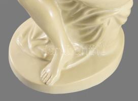 Kisfaludy Strobl Zsigmond (1884-1975): Törölköző női akt. Jelzett, mázrepedéssel, alján egy lepattan...