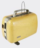 cca 1960, Csehszlovákia, Meopta AM 8 filmvetítő, sérült tokjában, 26x22 cm