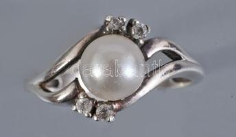 Ezüst (Ag) gyűrű, 925 ezrelékes, m: 53, bruttó 2,9g