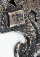 Ezüst (Ag) bross, kövekkel, kőhiánnyal, 4,5 cm, bruttó 5,5g