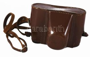 cca 1952 Krasnogorski Mekhanicheskii Zavodenit "Zenit 1" fényképezőgép, Industar-22 1:3,5 ...