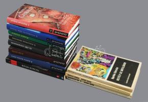 Agatha Christie könyvek, 11 db: A barna ruhás férfi, A vád tanúja, Az ABC gyilkosságok (2 kiadásban), A pollensai probléma, Poirot nyomoz, A titokzatos kék vonat, A Bertram szálló, A tíz kicsi néger, Nyaraló gyilkosok, Rejtély az Antillákon. Különféle kiadásban. Kiadói kartonált papírkötések és kiadói papírkötések, változó állapotban, az egyik sarkán sérüléssel.