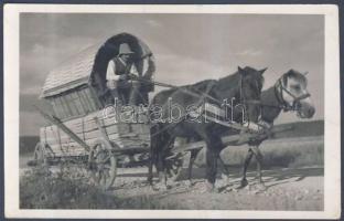 Csíkborzsova timber carriage photo