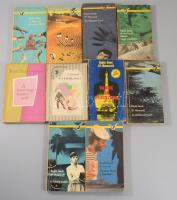 Rejtő Jenő művei, 10 db: A három testőr Afrikában, Piszkos Fred a kapitány, Az elátkozott part, A szőke ciklon, A láthatatlan légió, Az ellopott futár, Menni vagy meghalni. Vanek úr Párizsbanm, A tizennégy karátos autó, A fehér folt.
