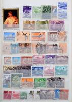 Nagyon vegyes magyar tétel régi és modern bélyegekkel, néhány érték sok példányban, 2 db közepes berakóban