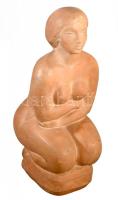 K. N. 75. jelzéssel: Guggoló akt. Terrakotta, jelzett, minimális kopással . 35 cm