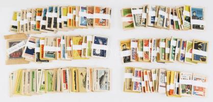 Kb 1500 db Szovjet gyufacímke, soronként rendezve, dobozokban