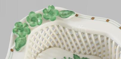 Herendi indiai kosár zöld mintás kínáló, jelzett, szirmokon kis pattogzással, 11,5x11,5 cm