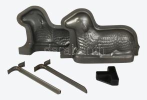 Bárány alakú sütőforma, dobozában.