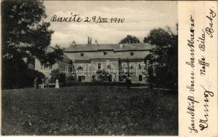1910 Berzéte, Brzotín; Okolicsányi kastély. Klösz György és Fia kiadása. A képeslap címzettje báró B...
