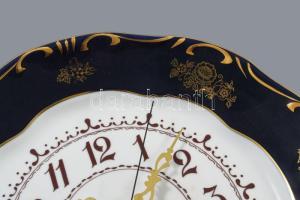 Zsolnay Pompadour falióra. Porcelán, kézzel festett, jelzett, hibátlan d: 26 cm